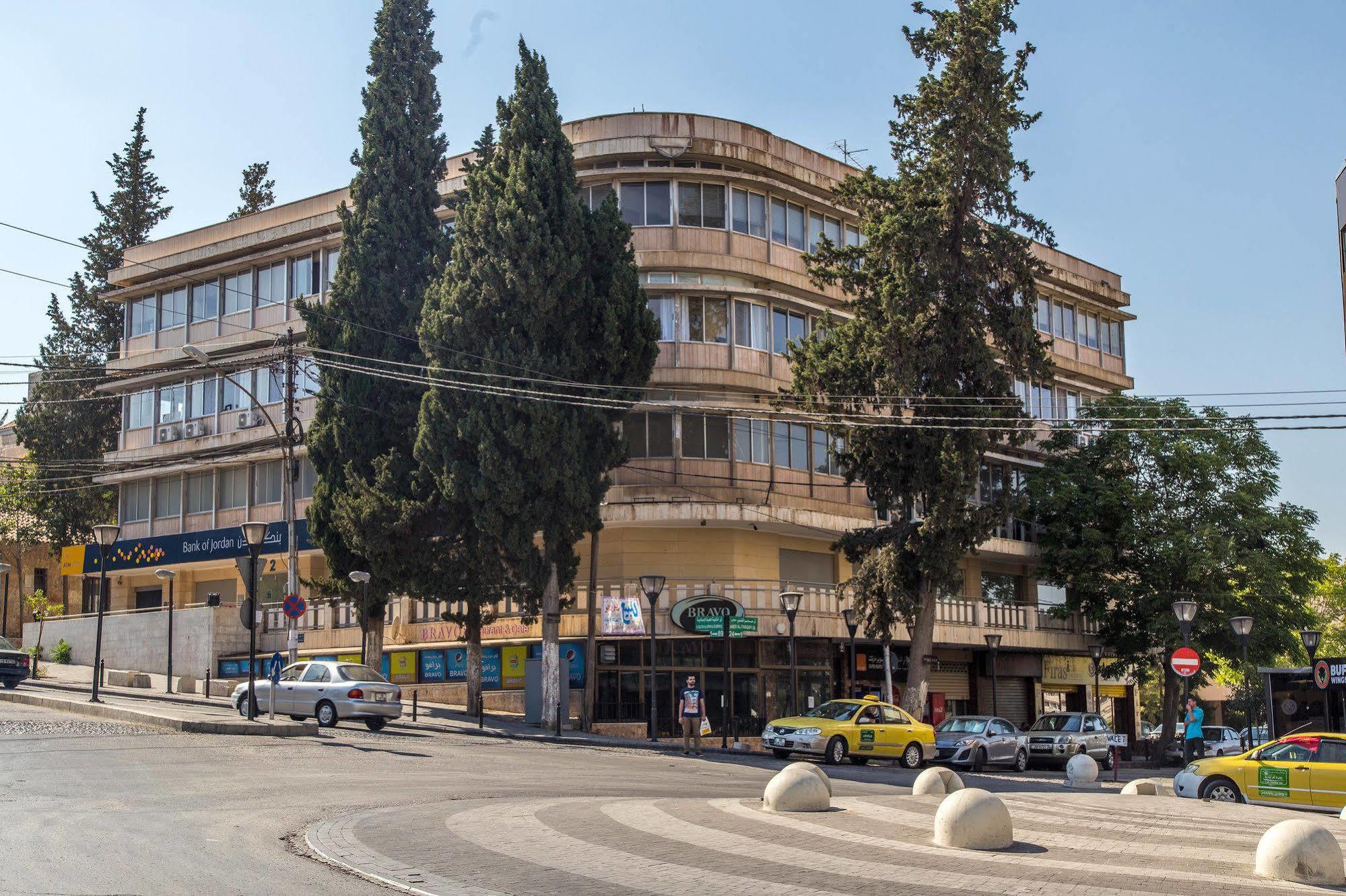 Antika Amman Hotel ภายนอก รูปภาพ